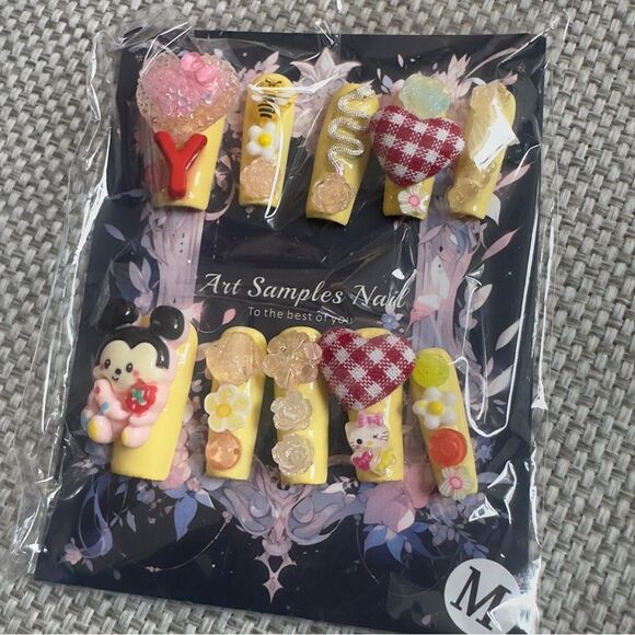 Press On Cute Cartoon Nail Art Set Size Medium - Picture 13 of 13